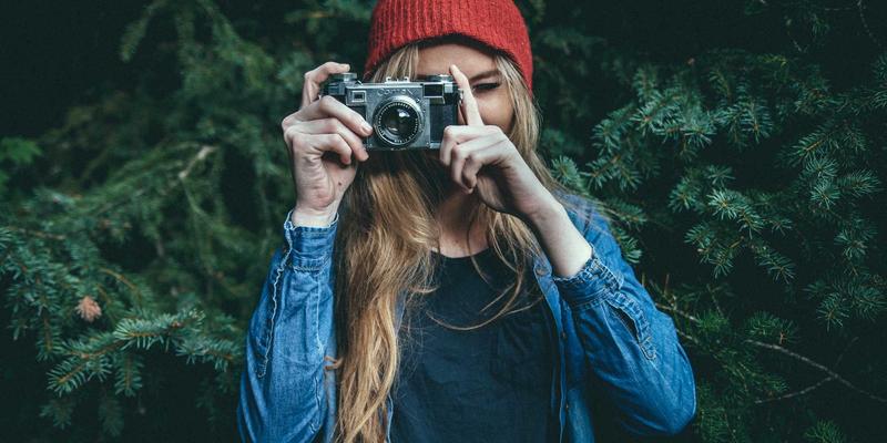 中国政府机构评测:信息透明度与公共服务效能的现代化进程